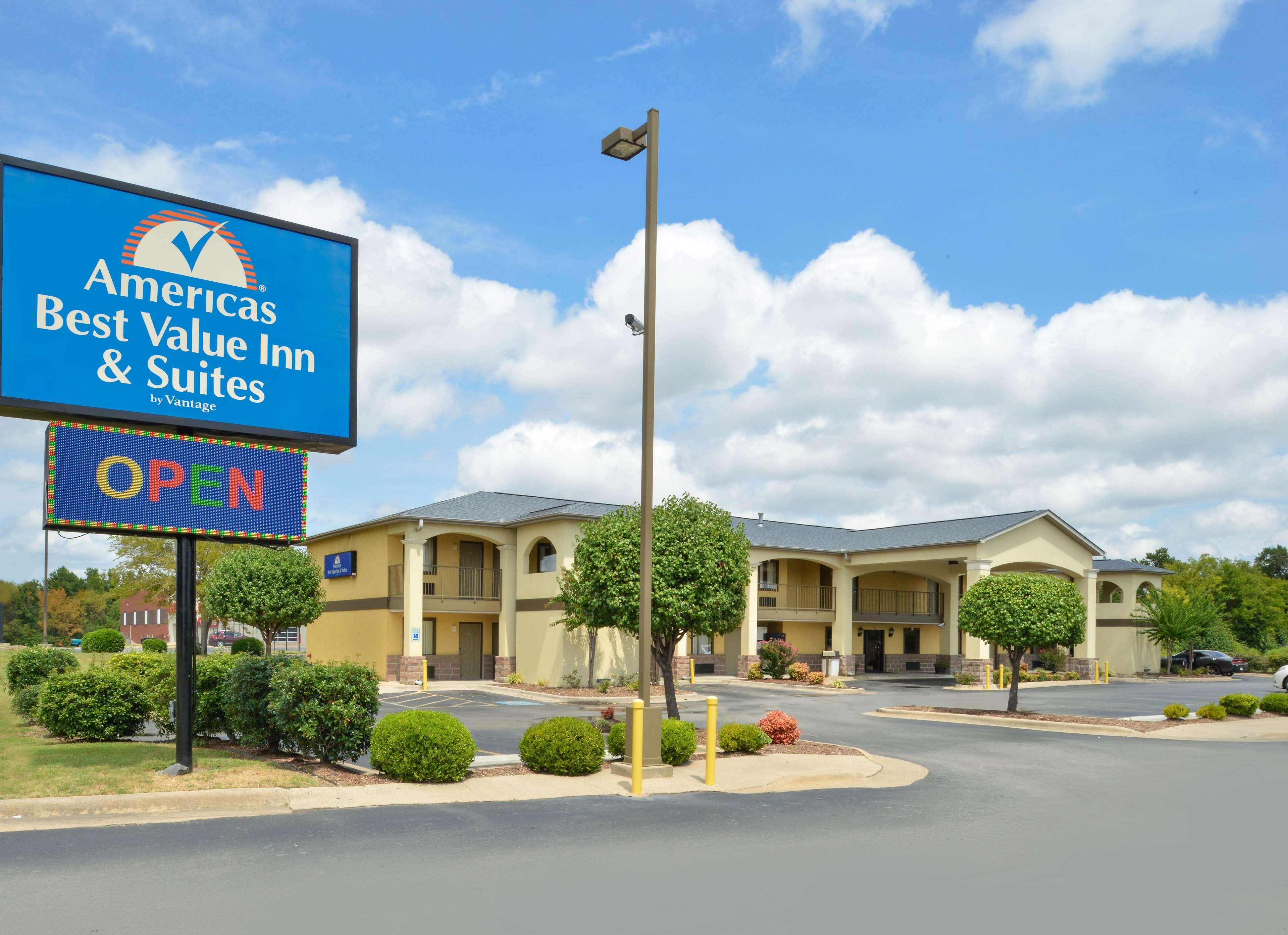 Americas Best Value Inn And Suites ליטל רוק מראה חיצוני תמונה