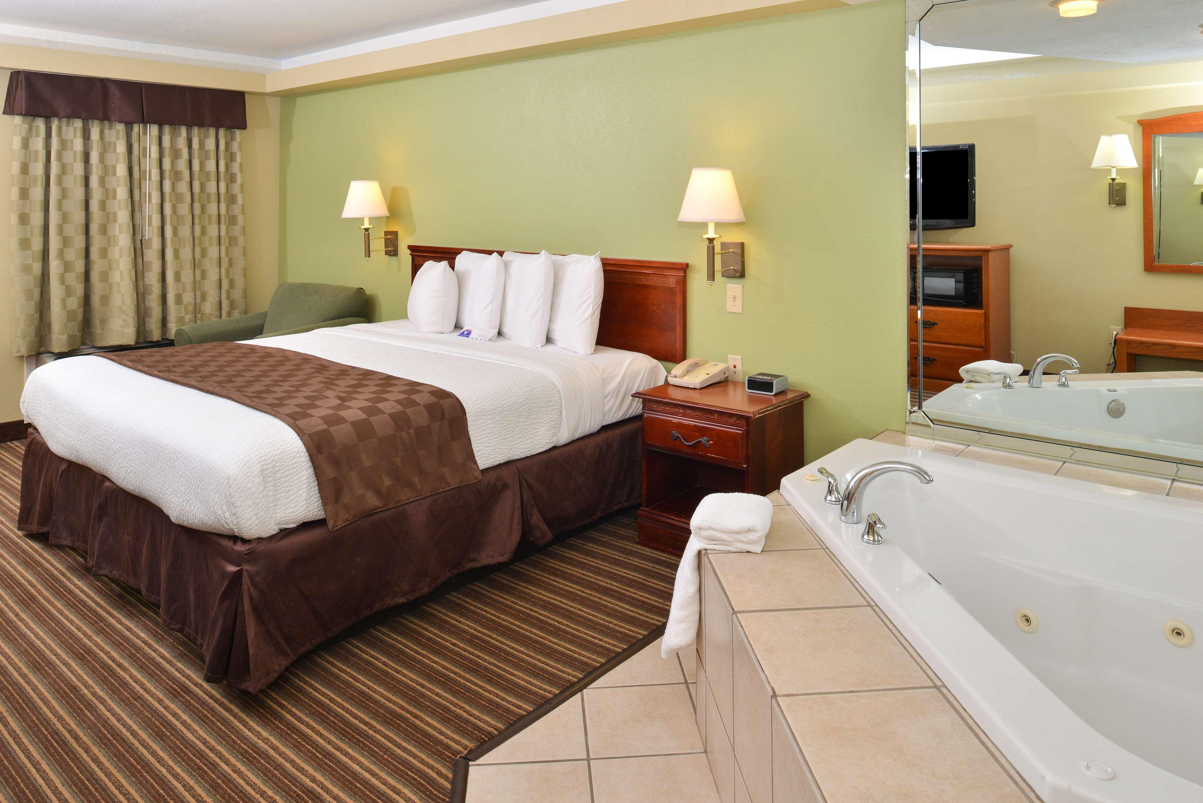 Americas Best Value Inn And Suites ליטל רוק מראה חיצוני תמונה