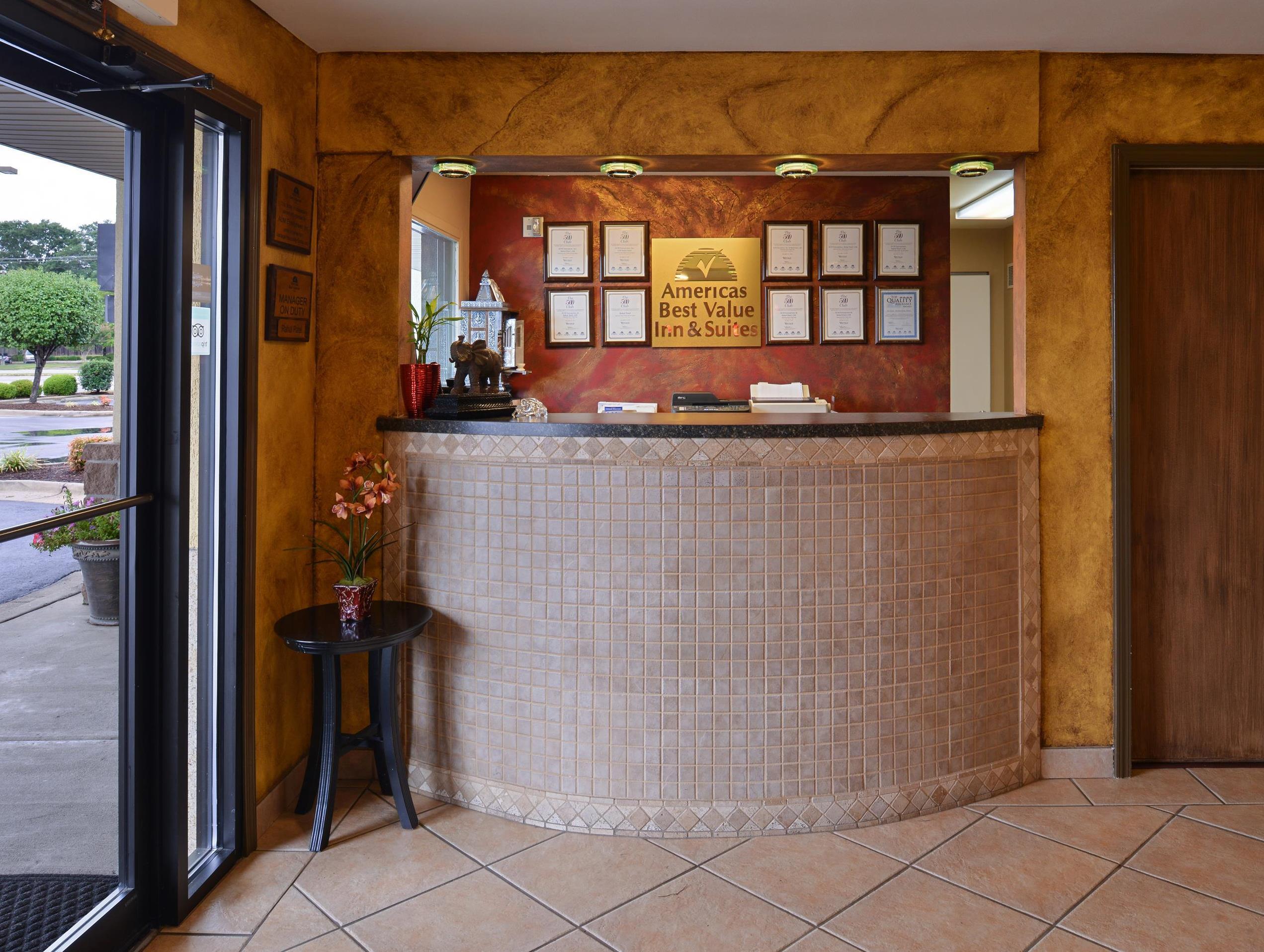 Americas Best Value Inn And Suites ליטל רוק מראה חיצוני תמונה